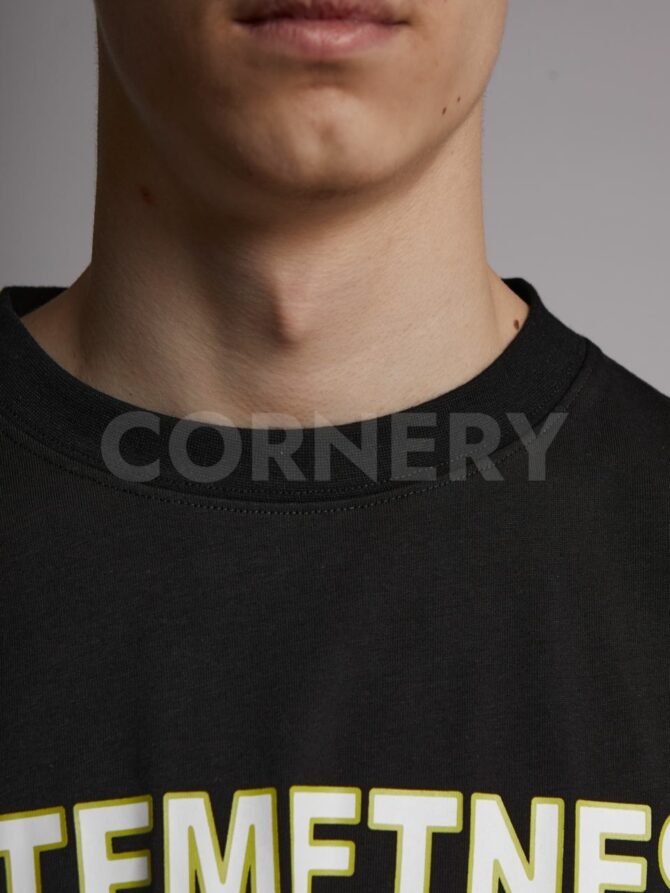 Футболка Vetements