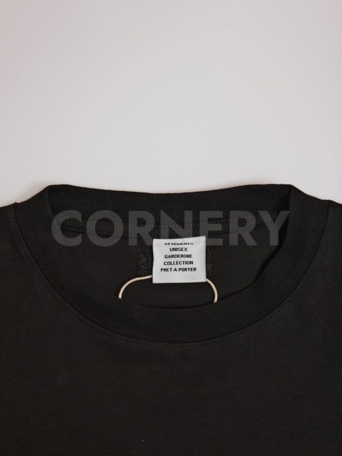 Футболка Vetements