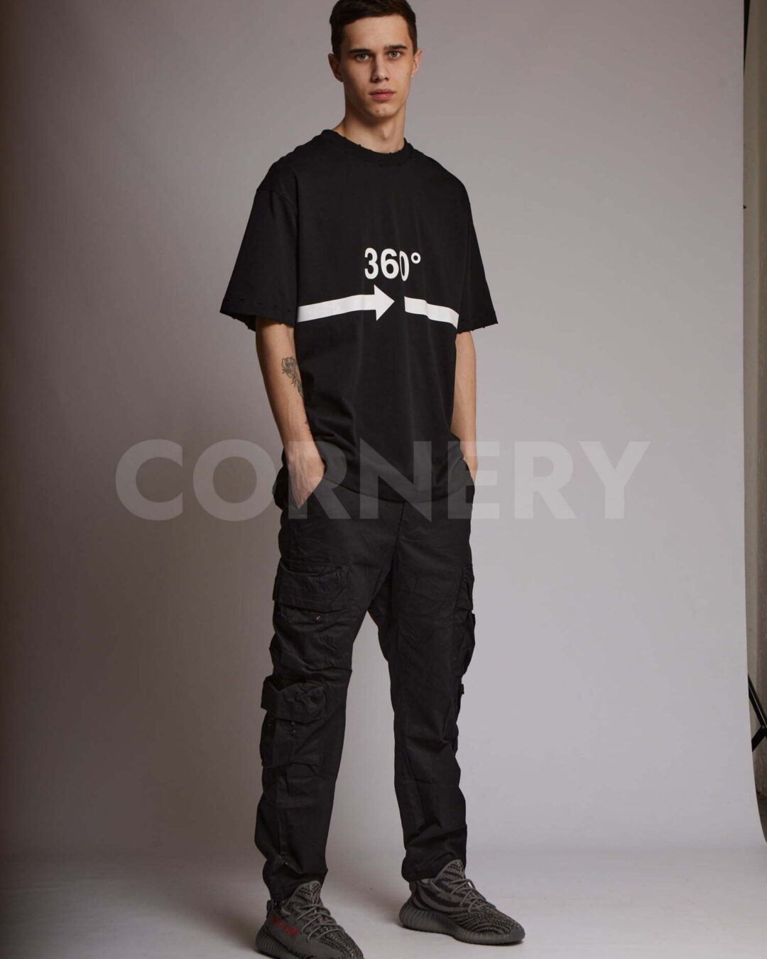 Футболка Balenciaga — фото 6