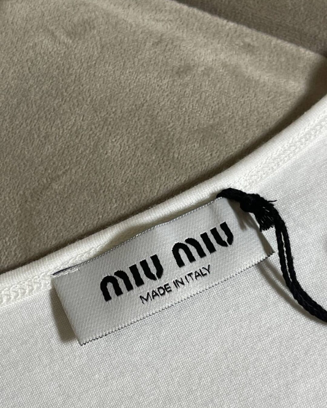 Топ Miu Miu