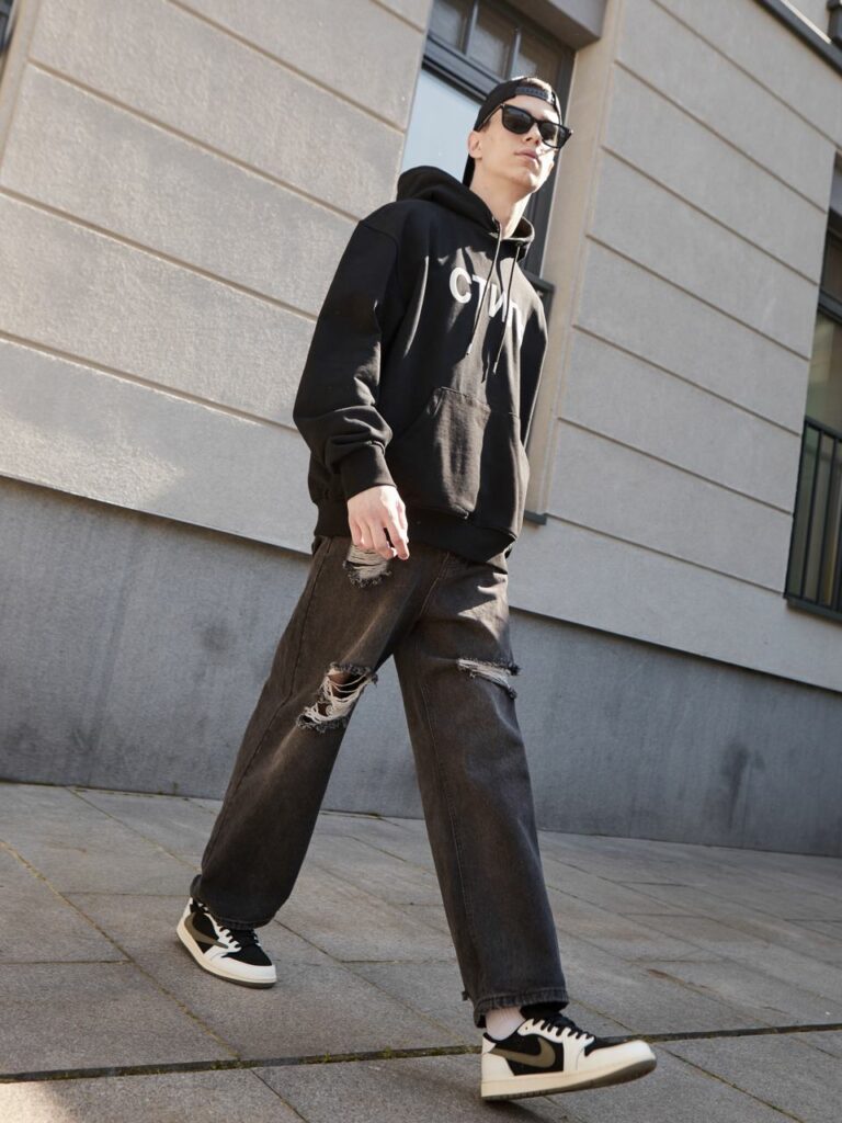 Джинсы Balenciaga