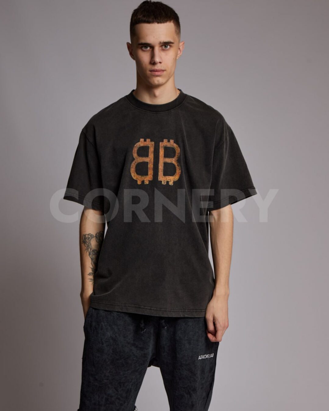 Футболка Balenciaga