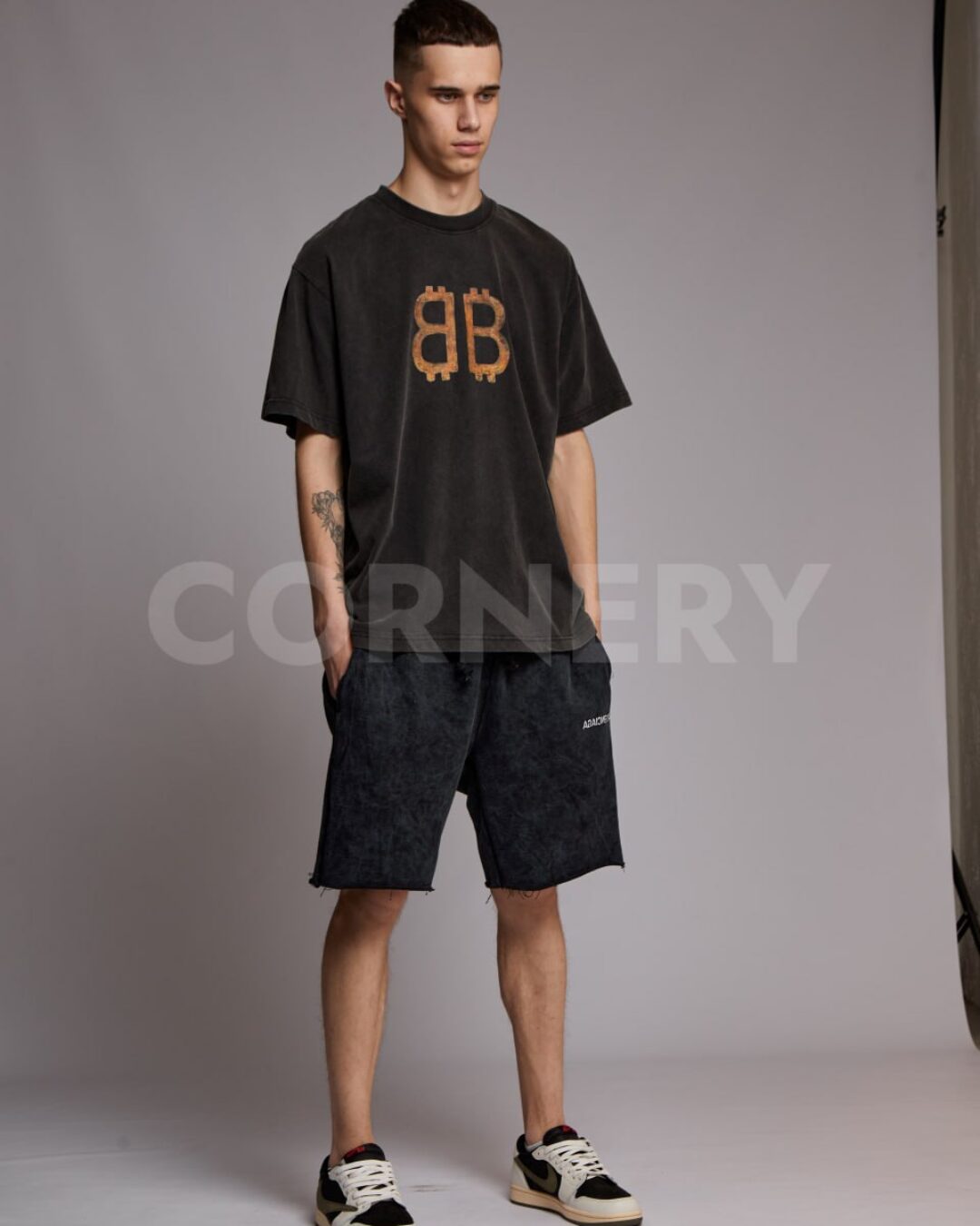 Футболка Balenciaga — фото 7