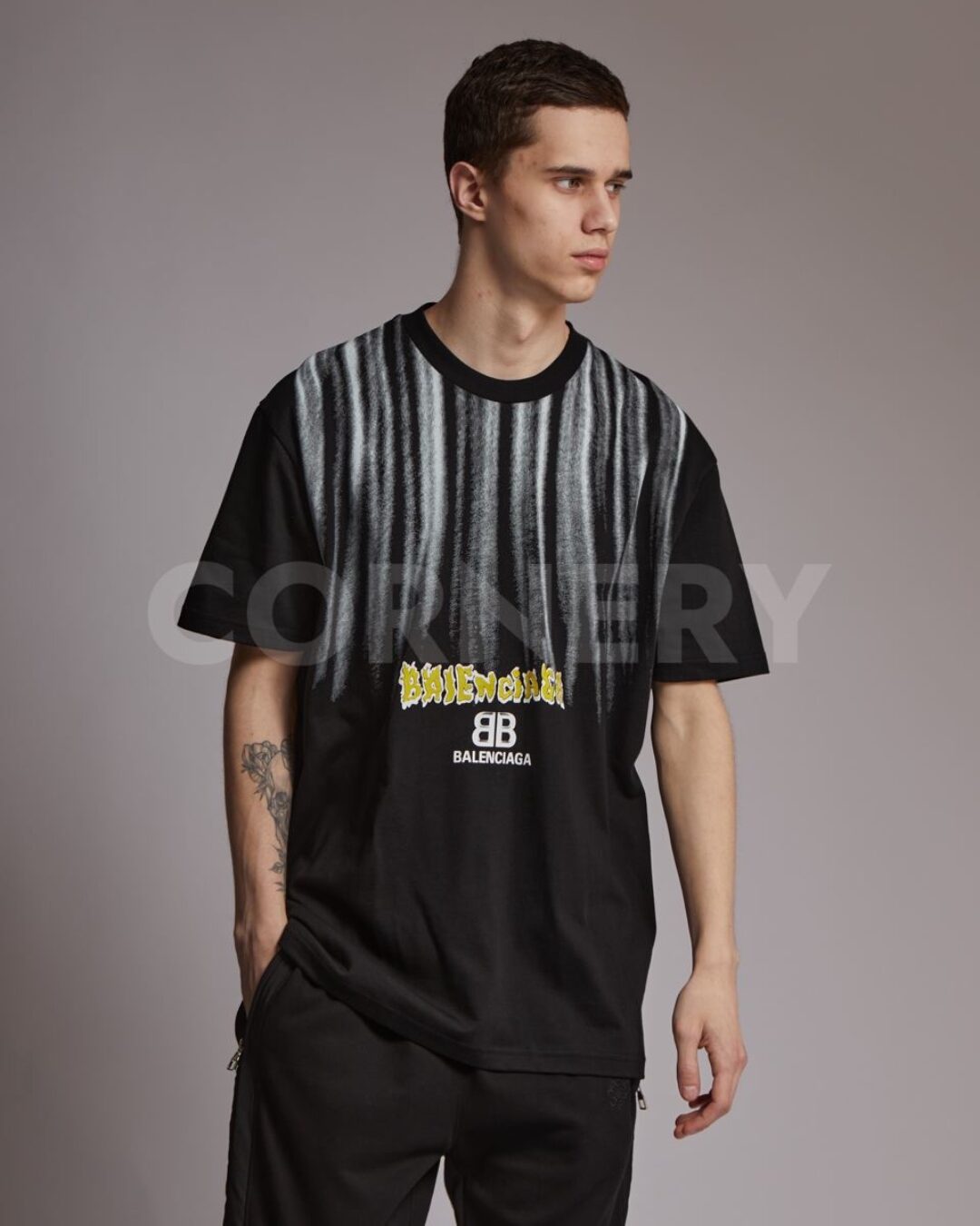 Футболка Balenciaga