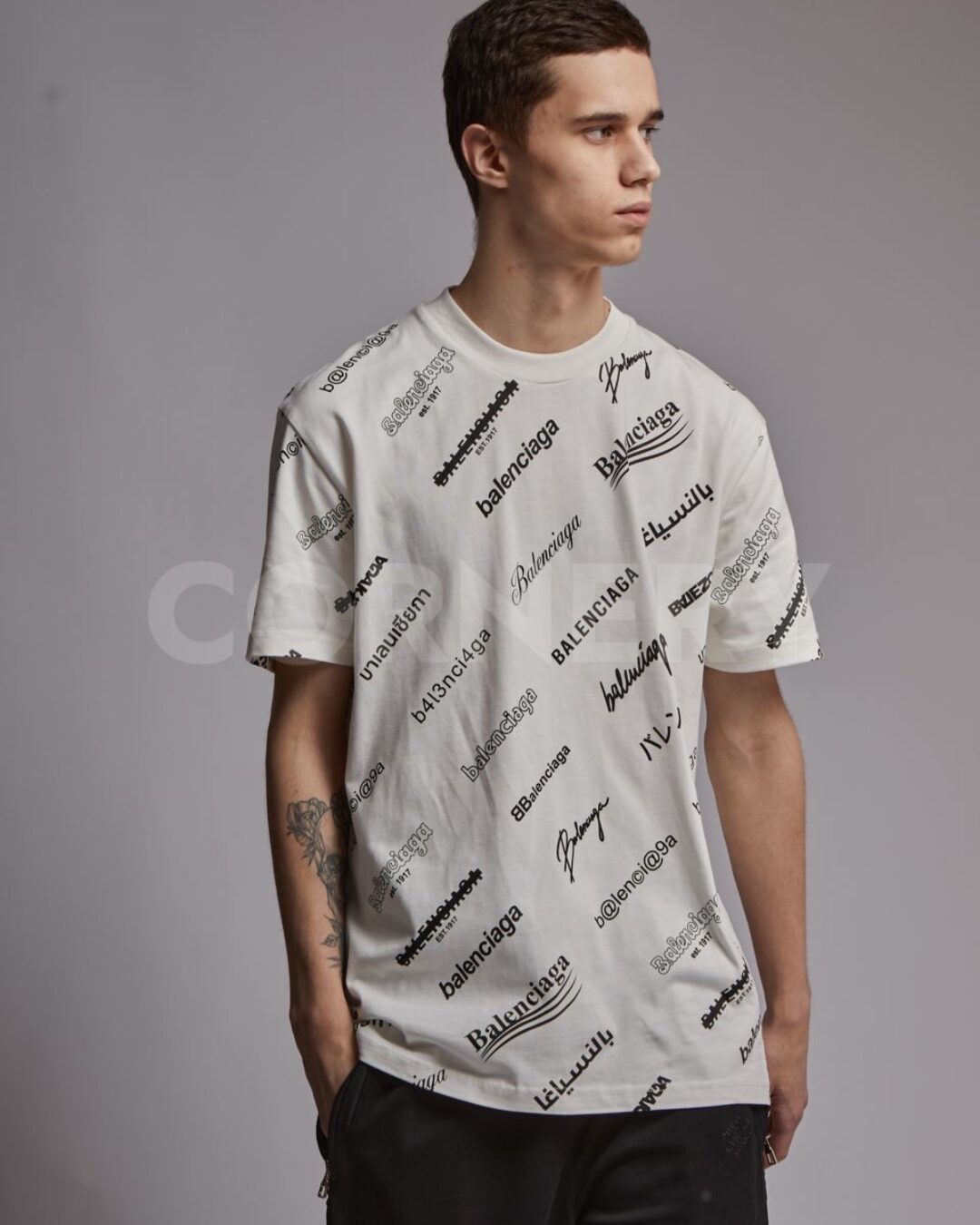 Футболка Balenciaga