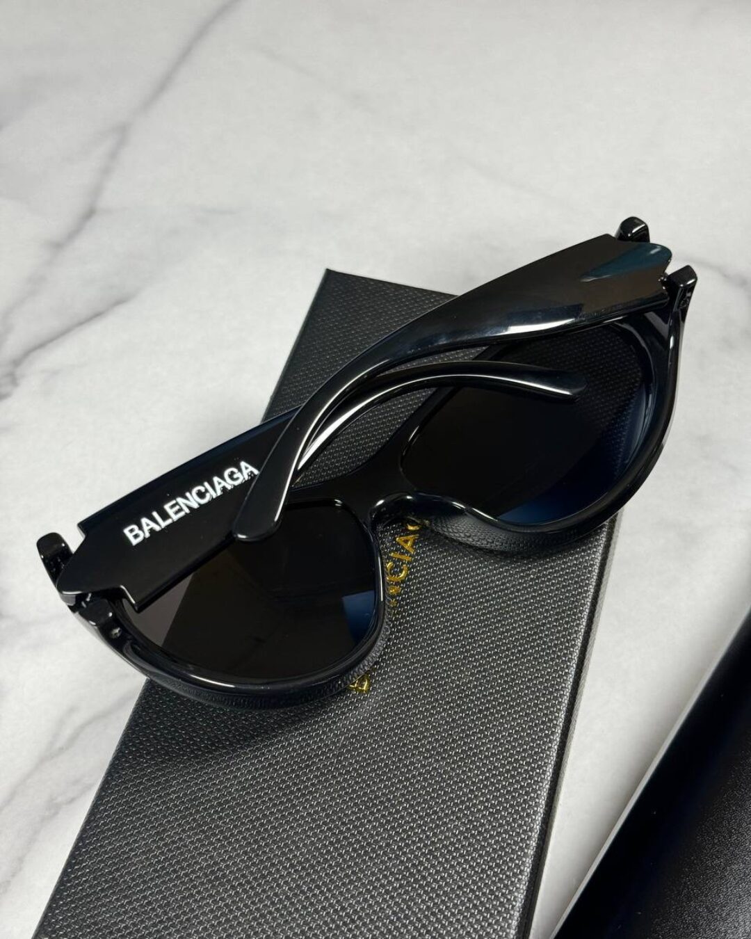 Очки Balenciaga