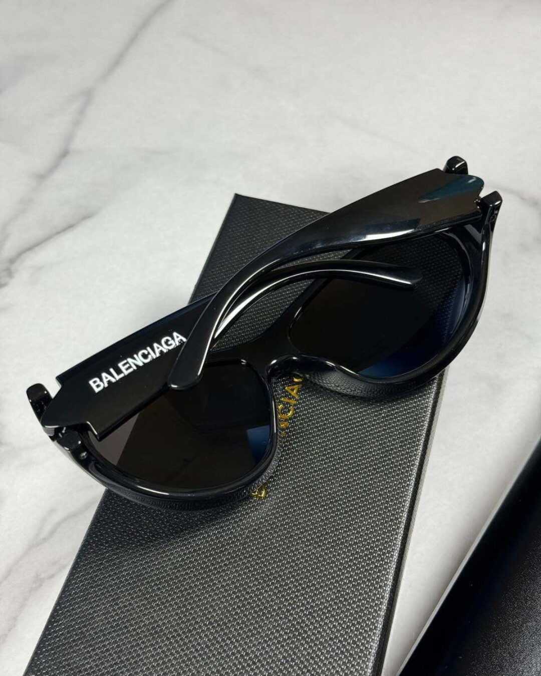 Очки Balenciaga