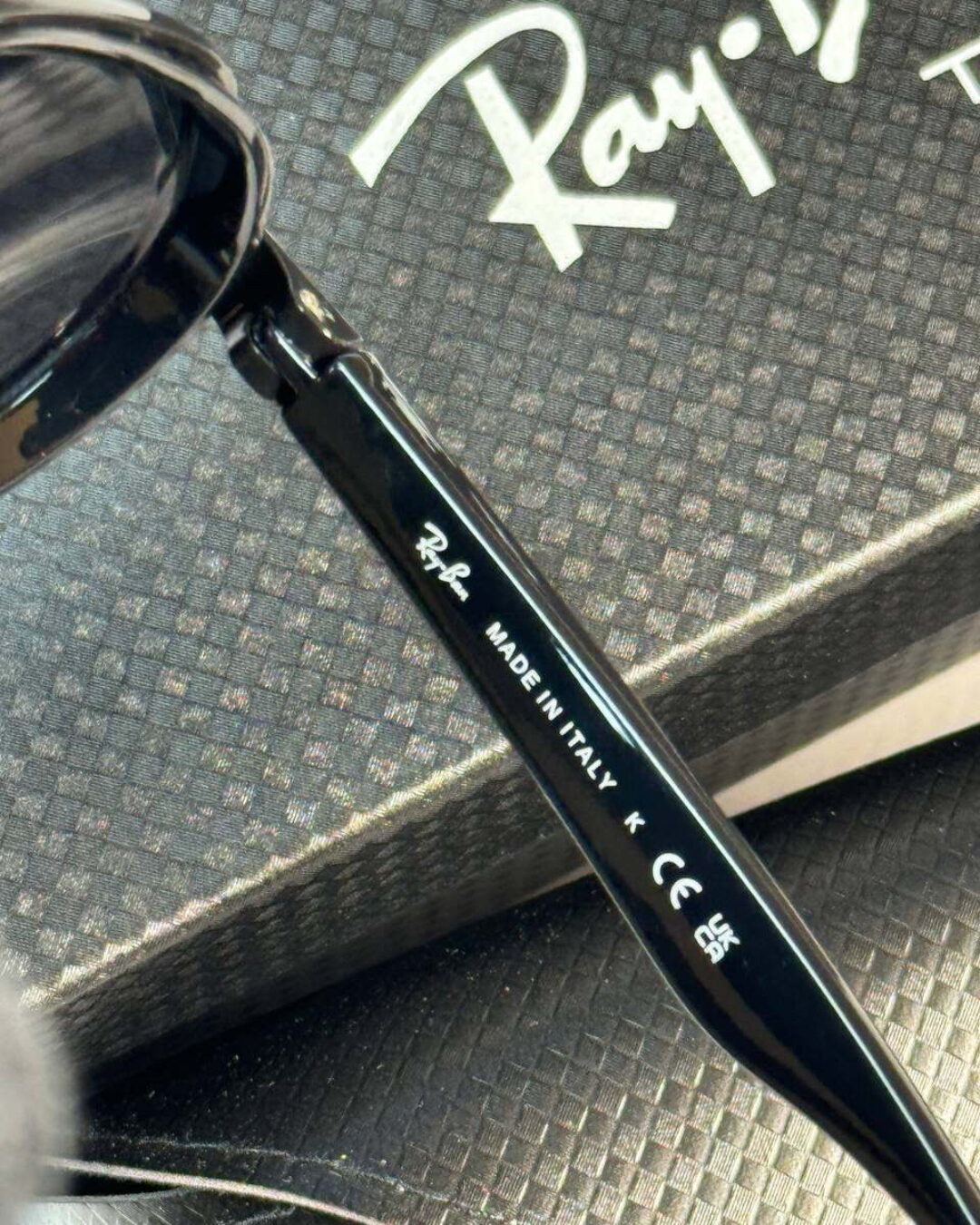 Очки Ray Ban x Ferrari