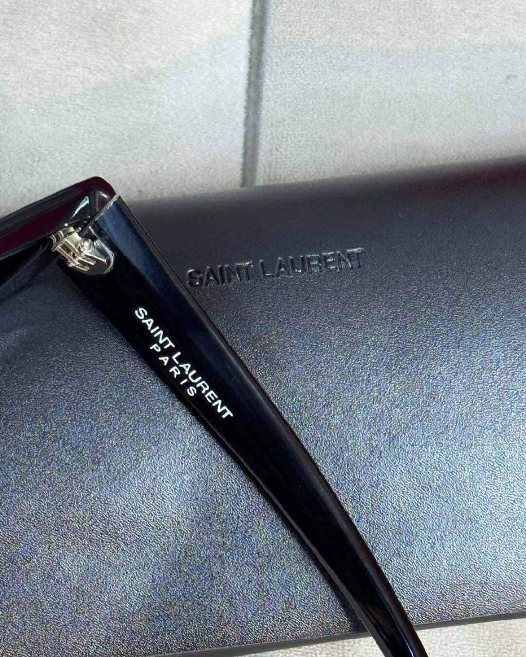 Очки Saint Laurent