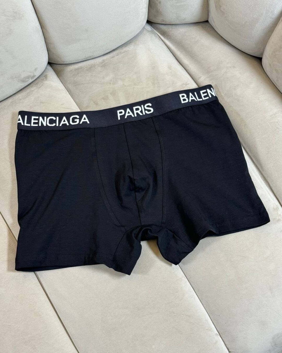 Трусы Balenciaga