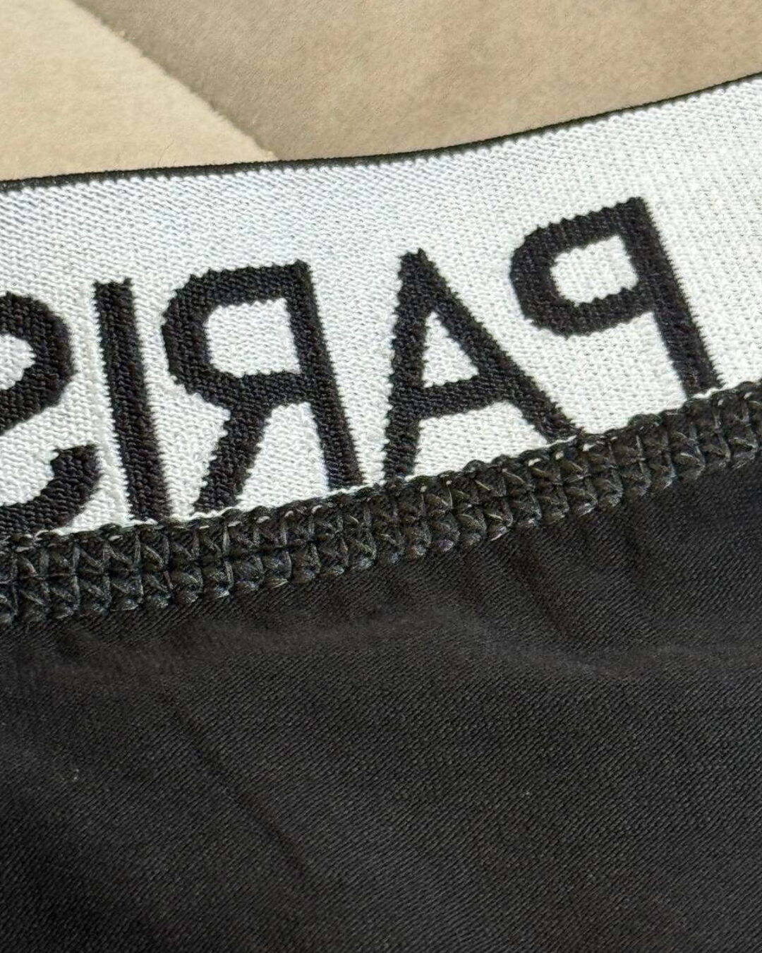 Трусы Balenciaga