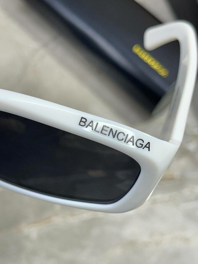 Очки Balenciaga