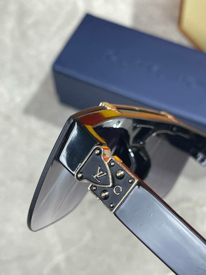 Очки Louis Vuitton