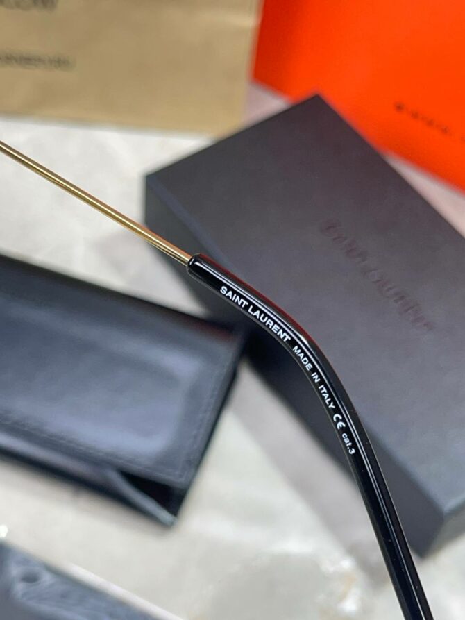 Очки Saint Laurent
