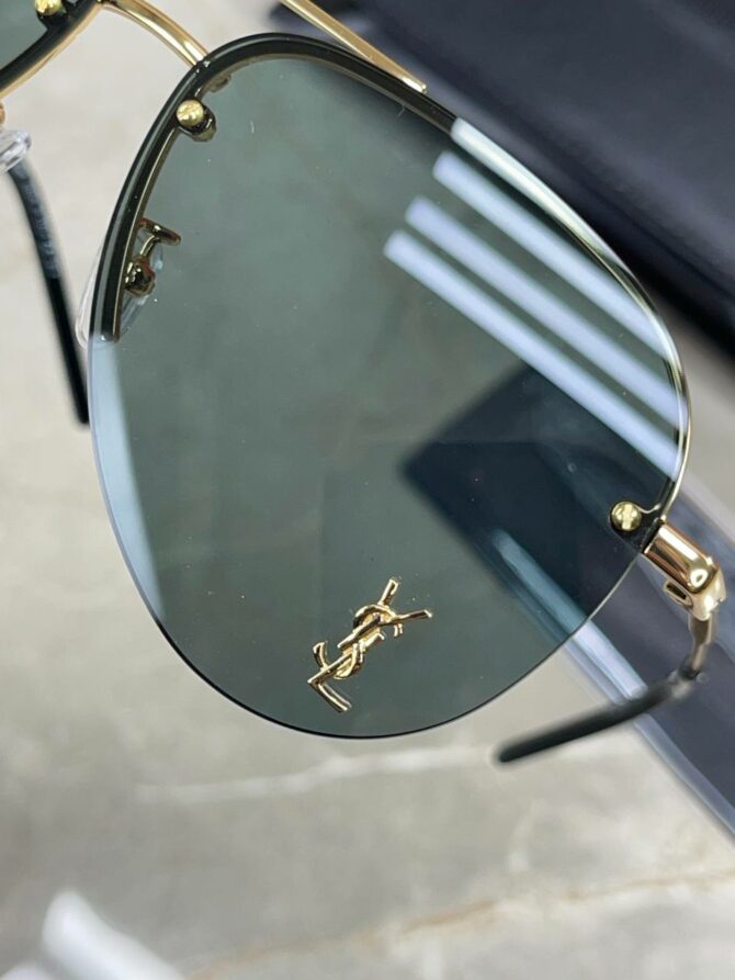 Очки Saint Laurent