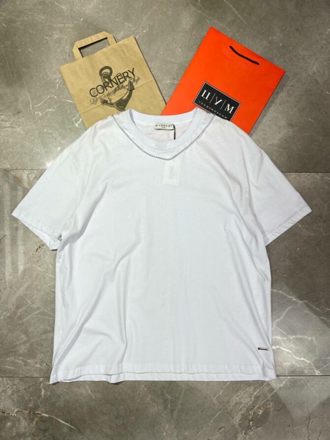 Футболка Givenchy