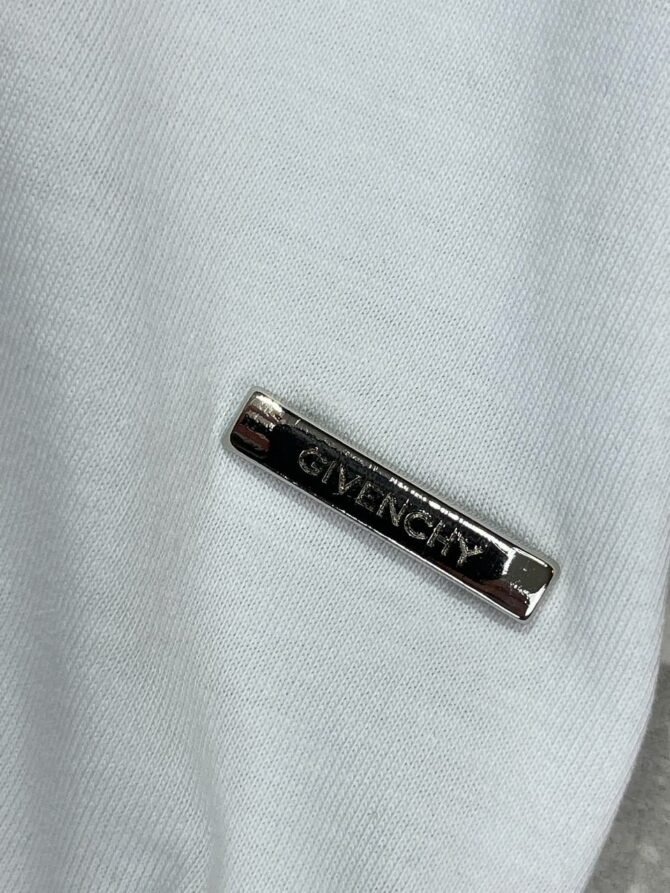 Футболка Givenchy
