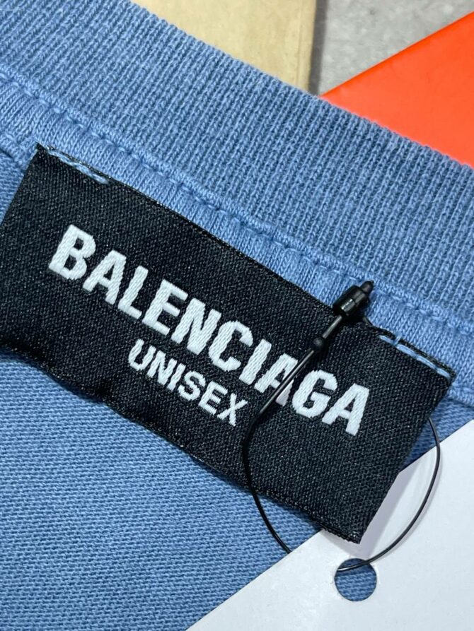 Футболка Balenciaga