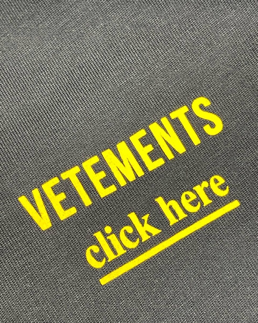 Футболка Vetements Click Here — фото 5