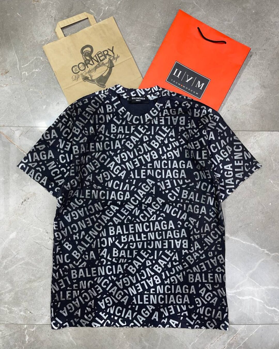 Футболка Balenciaga — фото 8