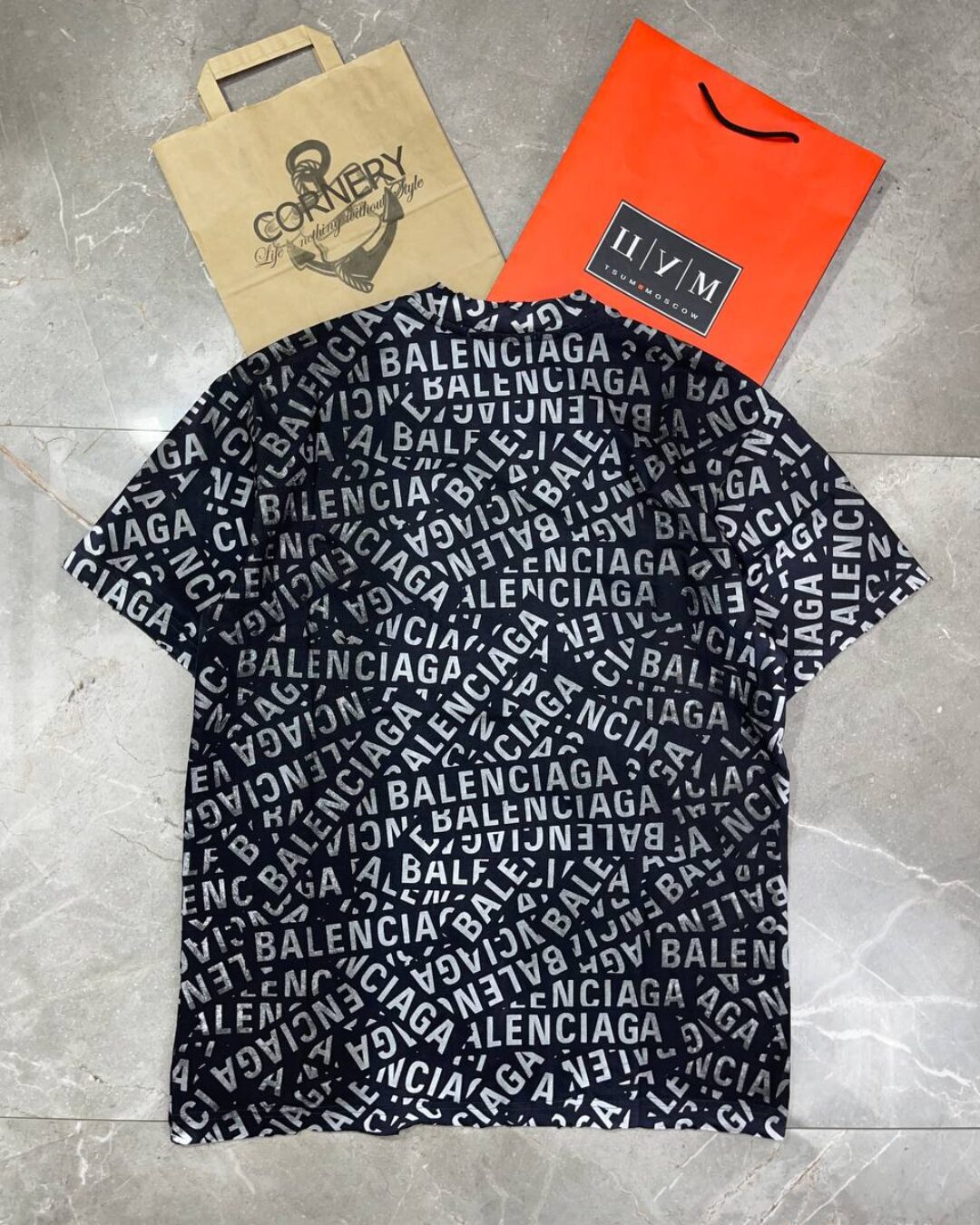 Футболка Balenciaga — фото 9