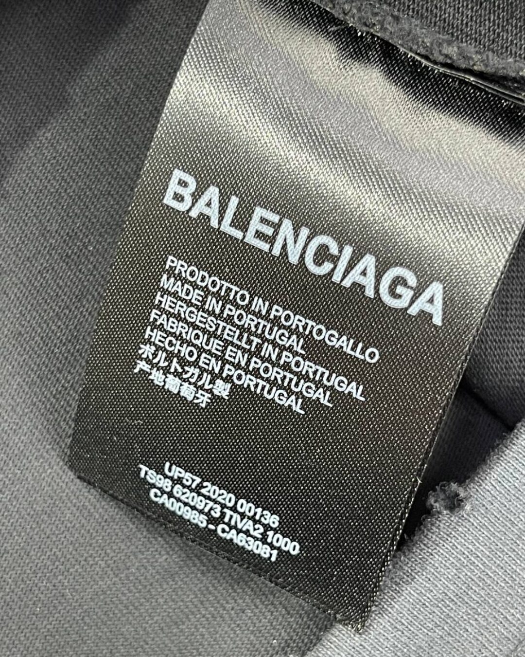 Футболка Balenciaga — фото 7