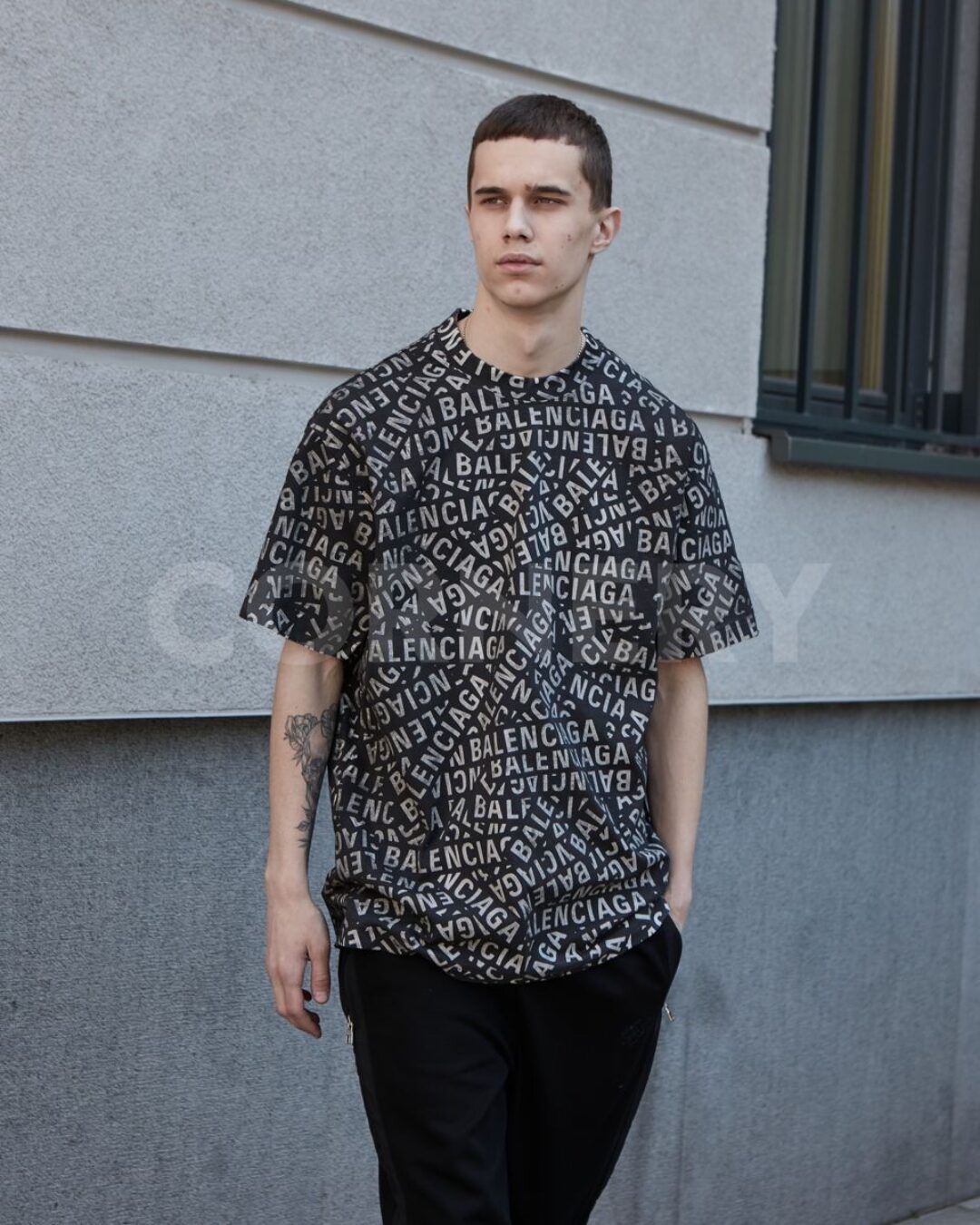 Футболка Balenciaga