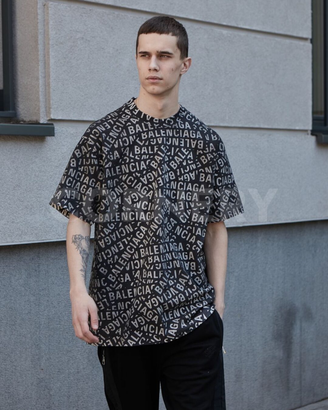 Футболка Balenciaga — фото 3