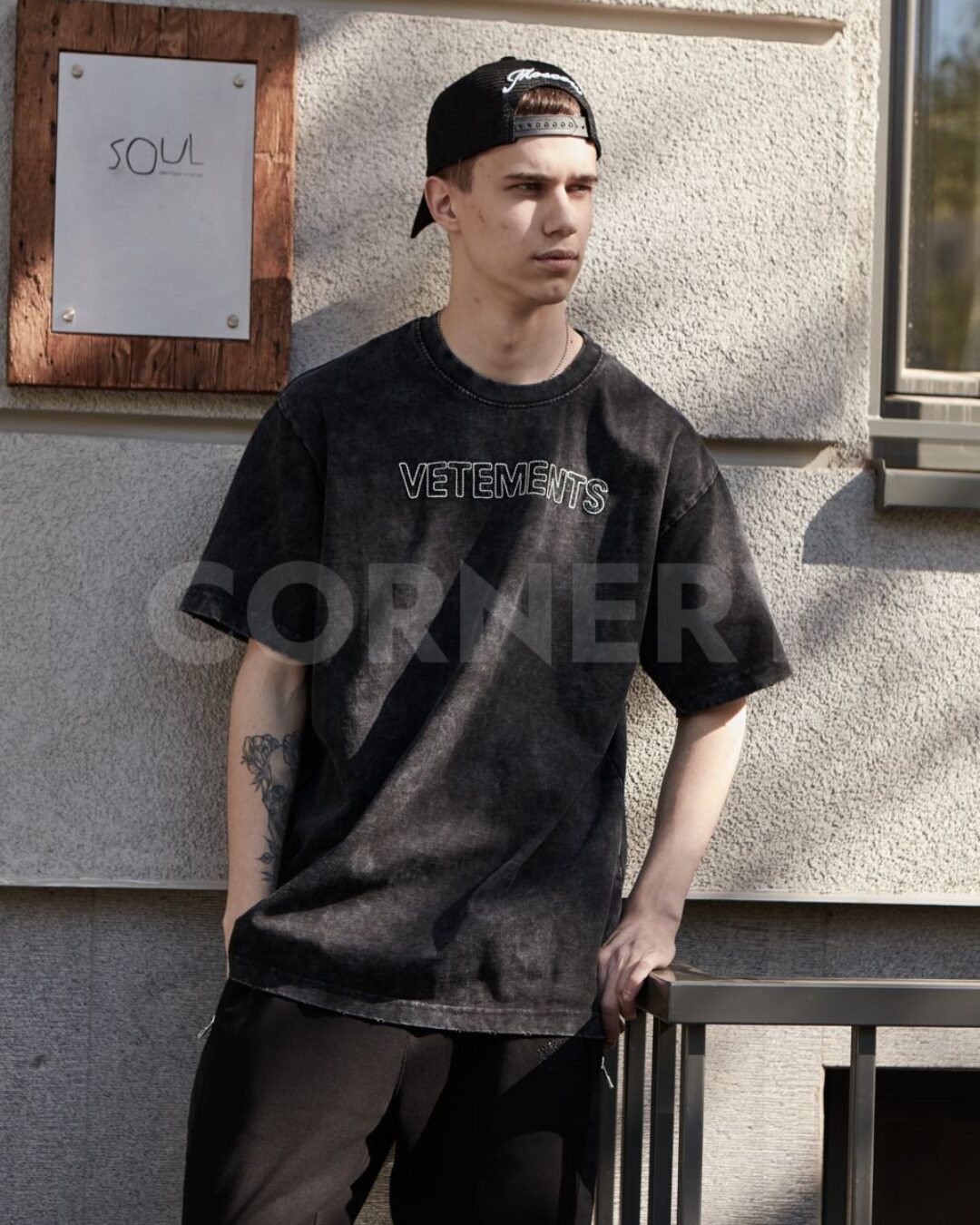 Футболка Vetements String Logo