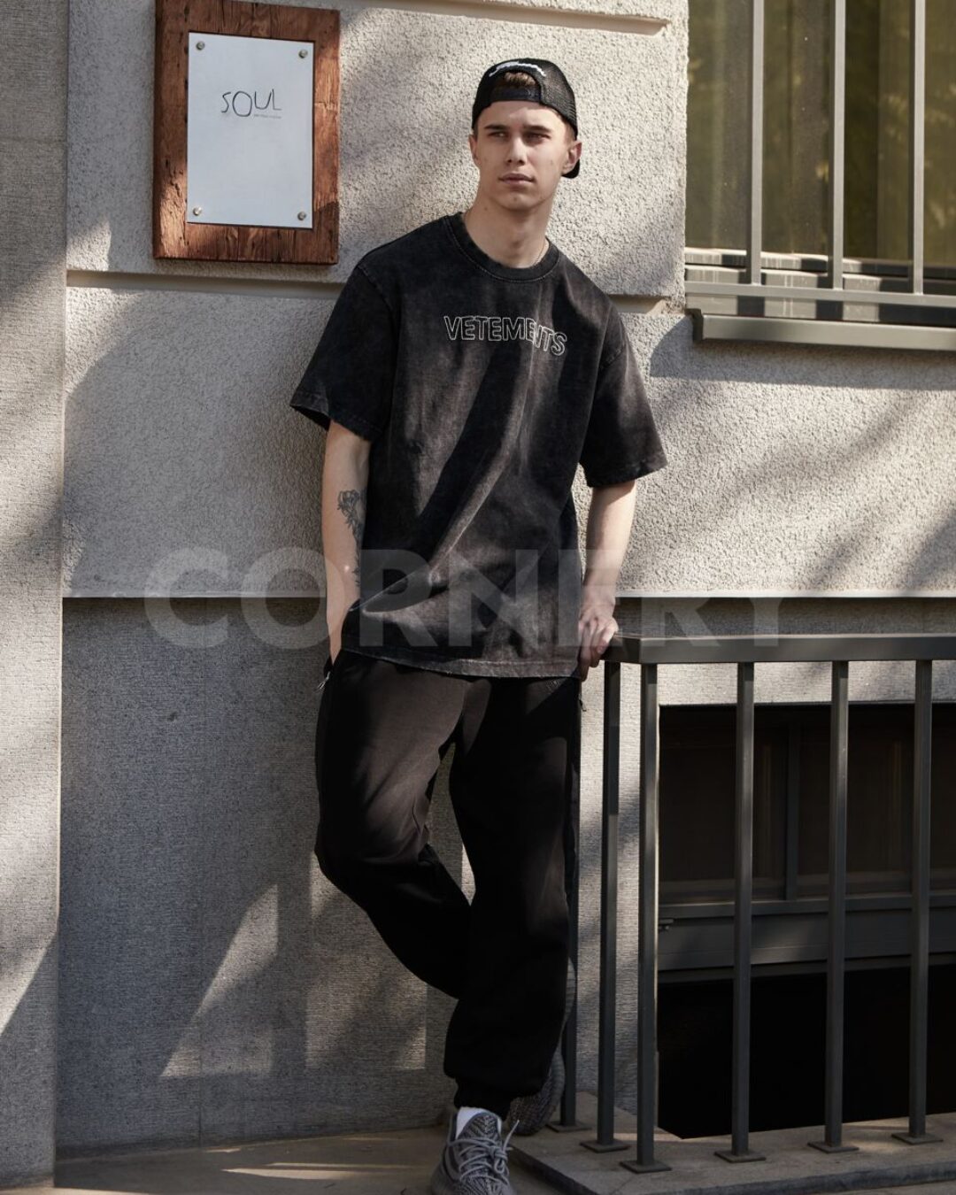 Футболка Vetements String Logo — фото 8