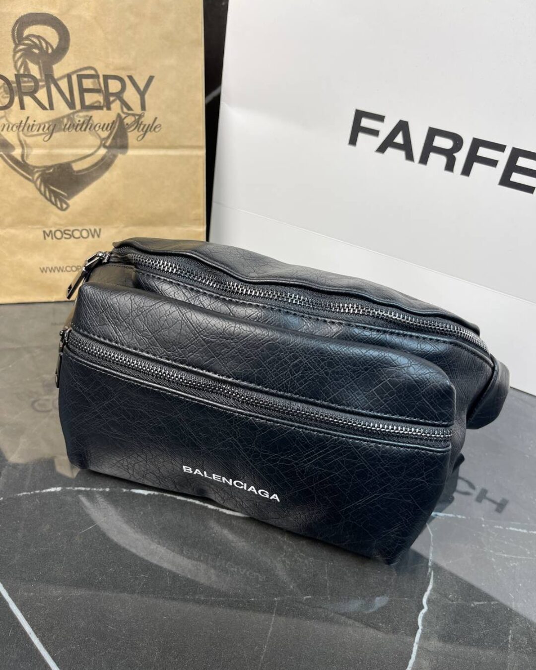Сумка Balenciaga Explorer