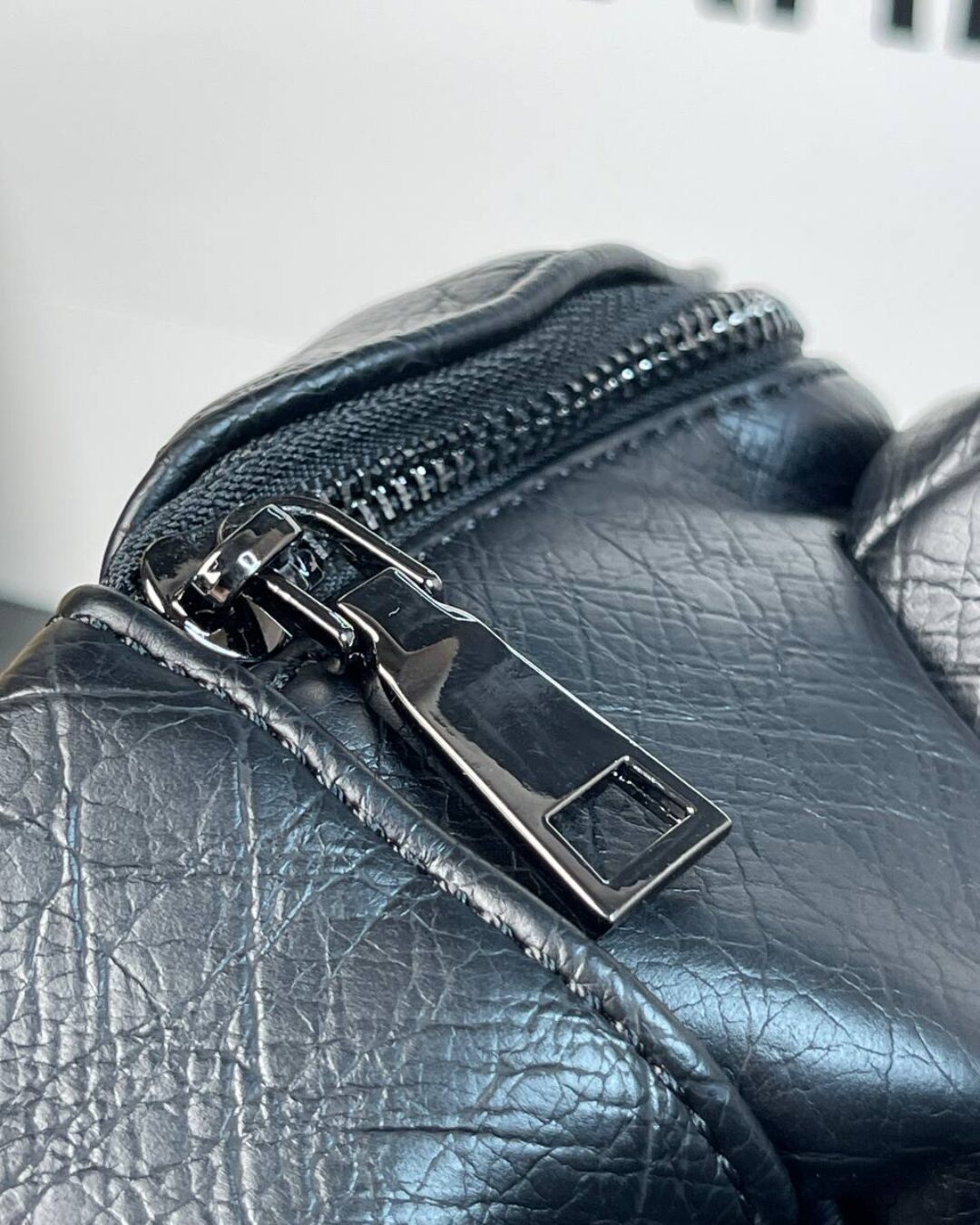 Сумка Balenciaga Explorer — фото 4