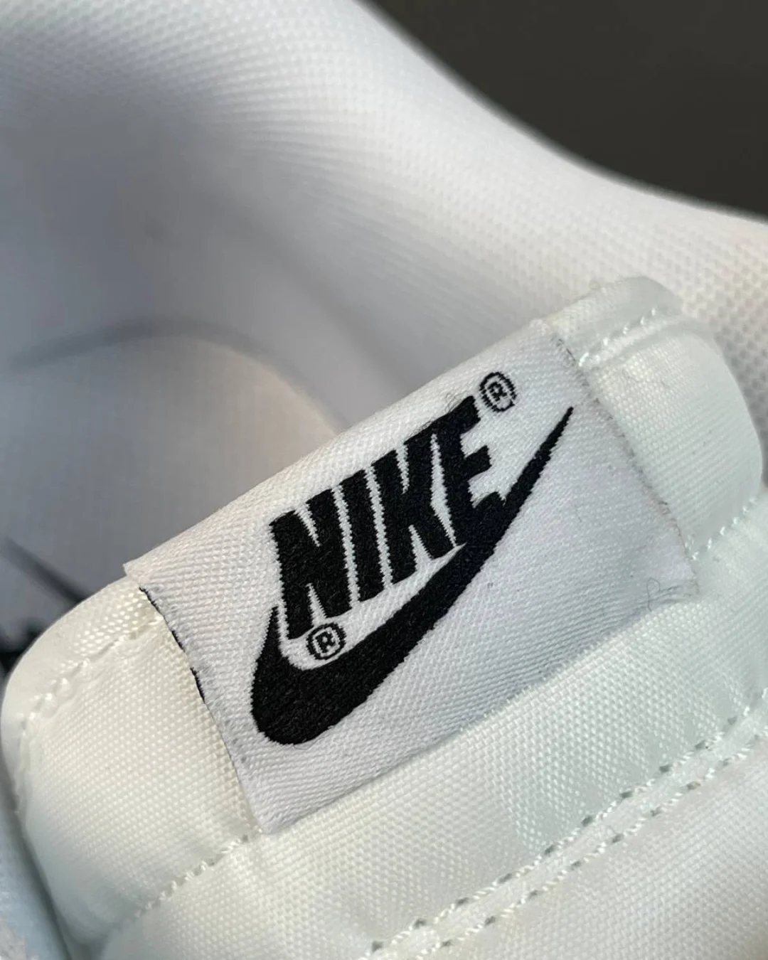 Кеды Nike Dunk Low Triple White — фото 7