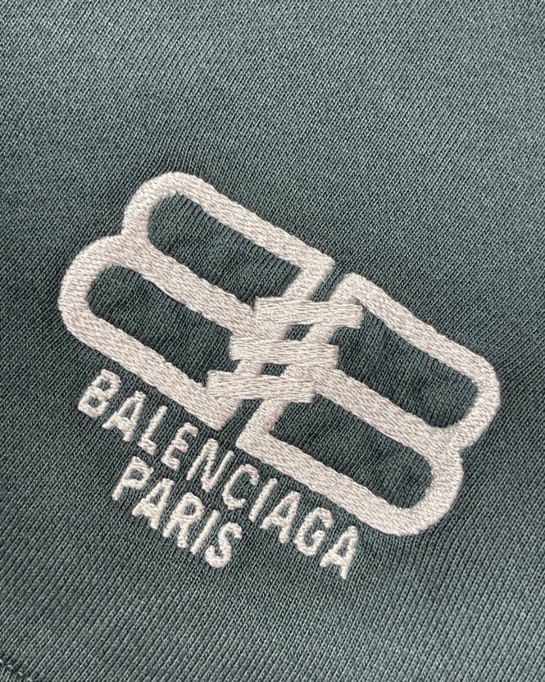 Шорты Balenciaga — фото 4