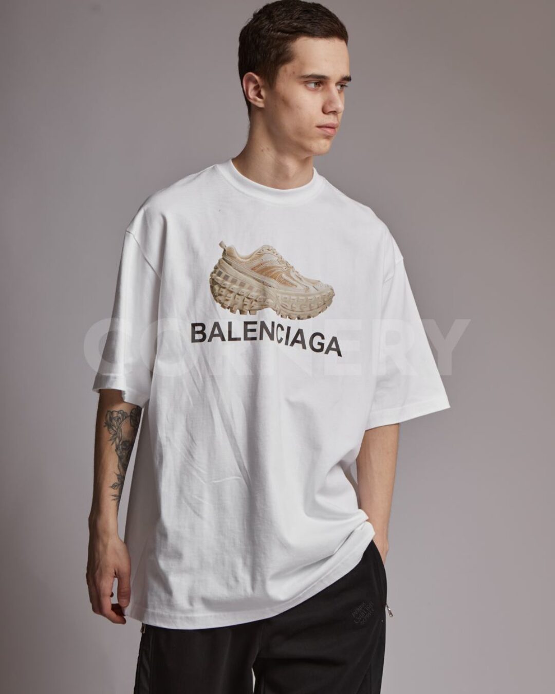 Футболка Balenciaga
