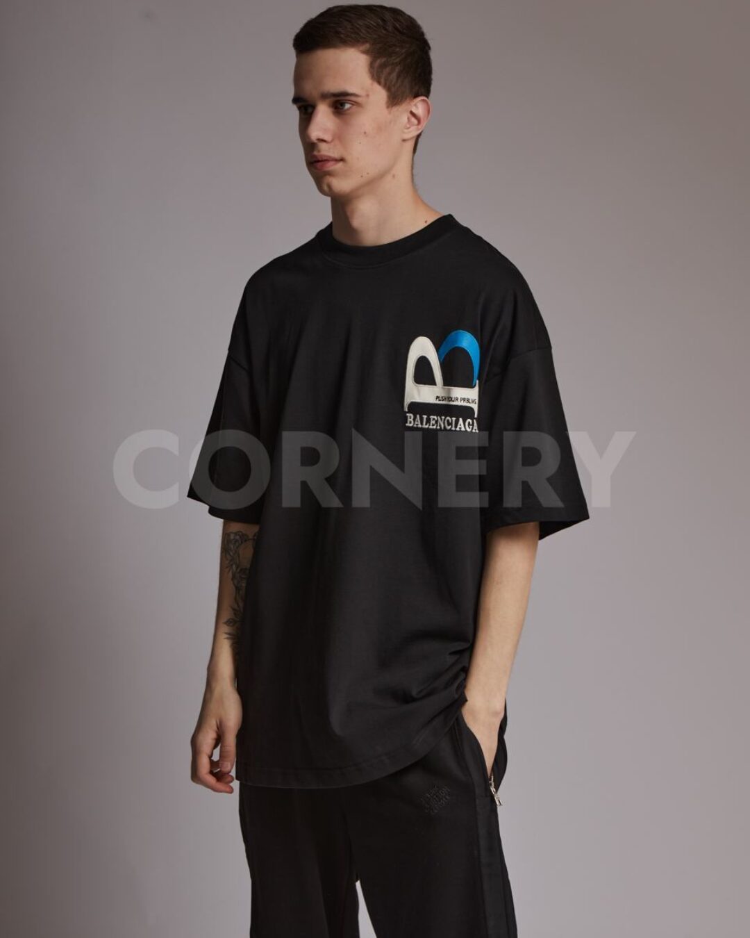Футболка Balenciaga — фото 4