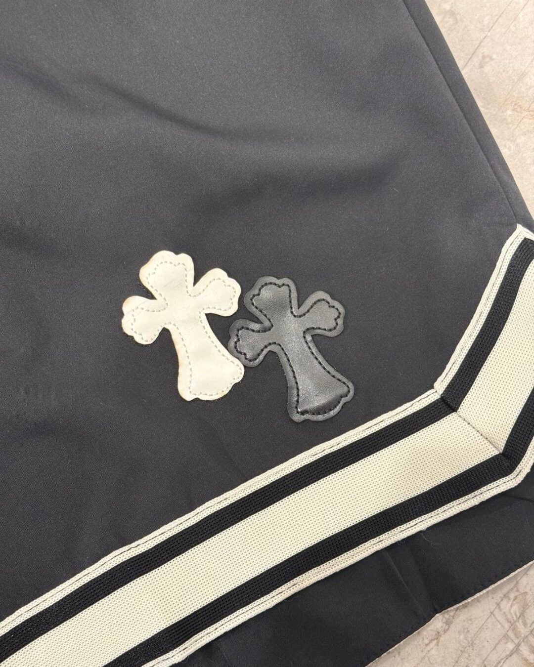Шорты Chrome Hearts
