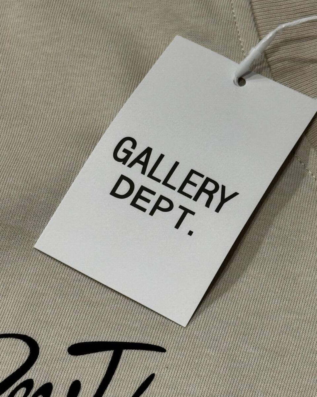Футболка Gallery Dept