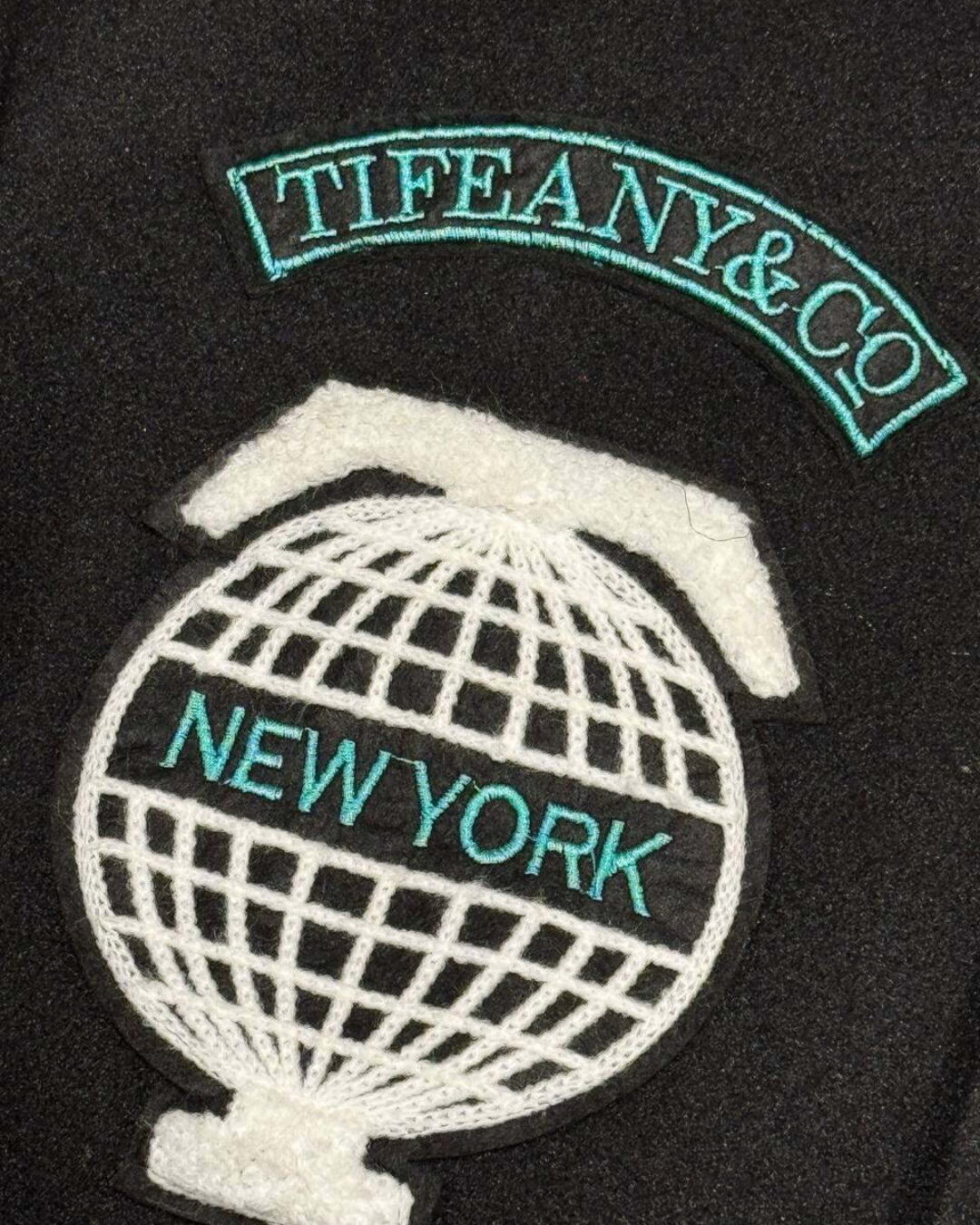 Бомбер Nike x Tiffany