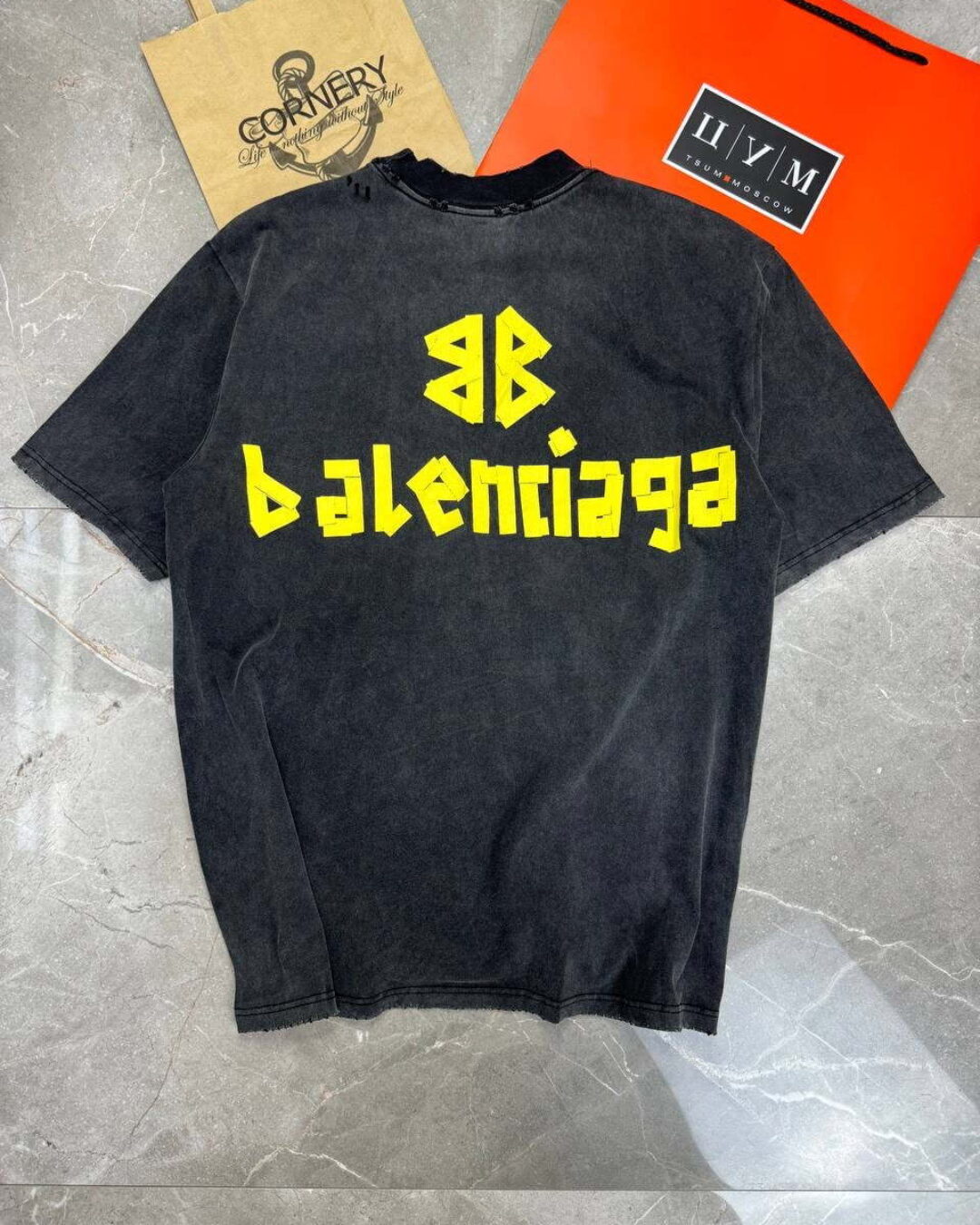 Футболка Balenciaga — фото 2