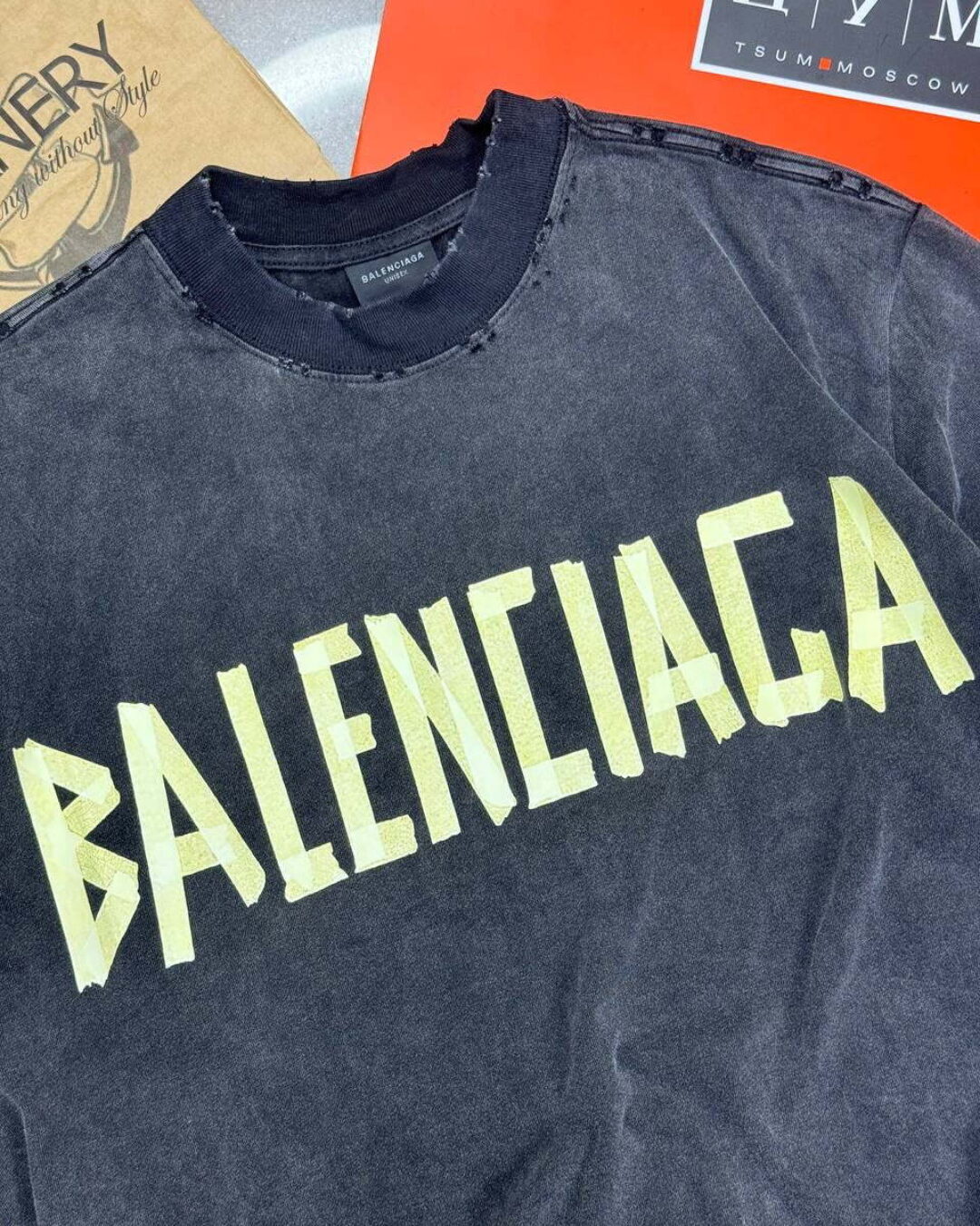 Футболка Balenciaga — фото 4