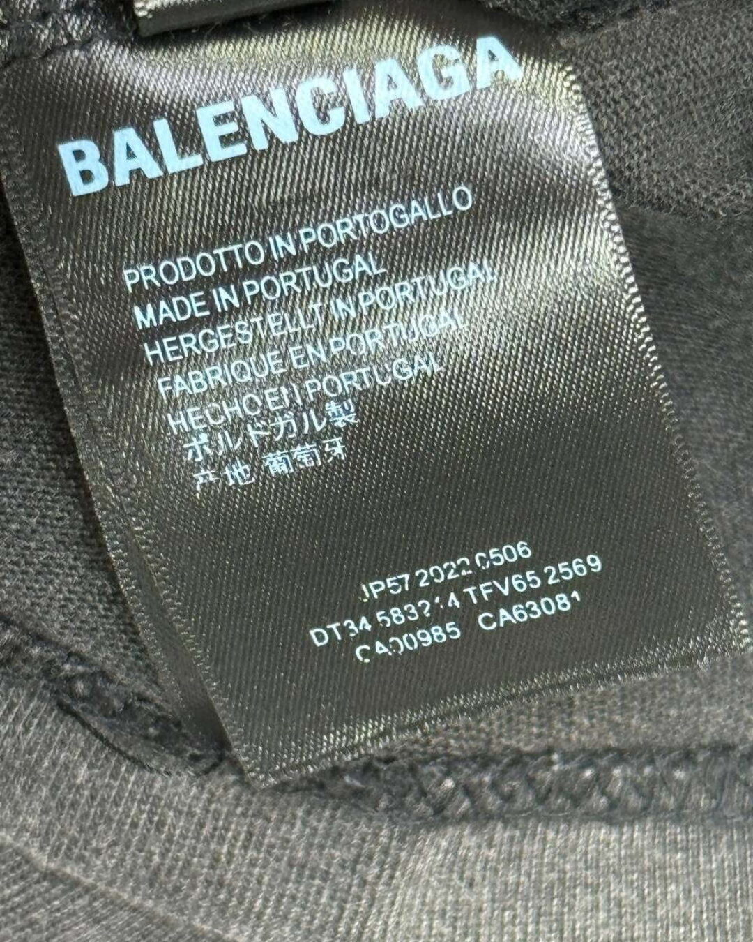 Футболка Balenciaga — фото 5
