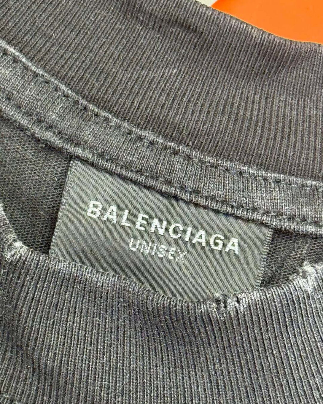 Футболка Balenciaga — фото 7
