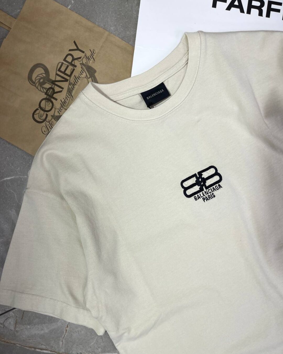 Футболка Balenciaga — фото 3