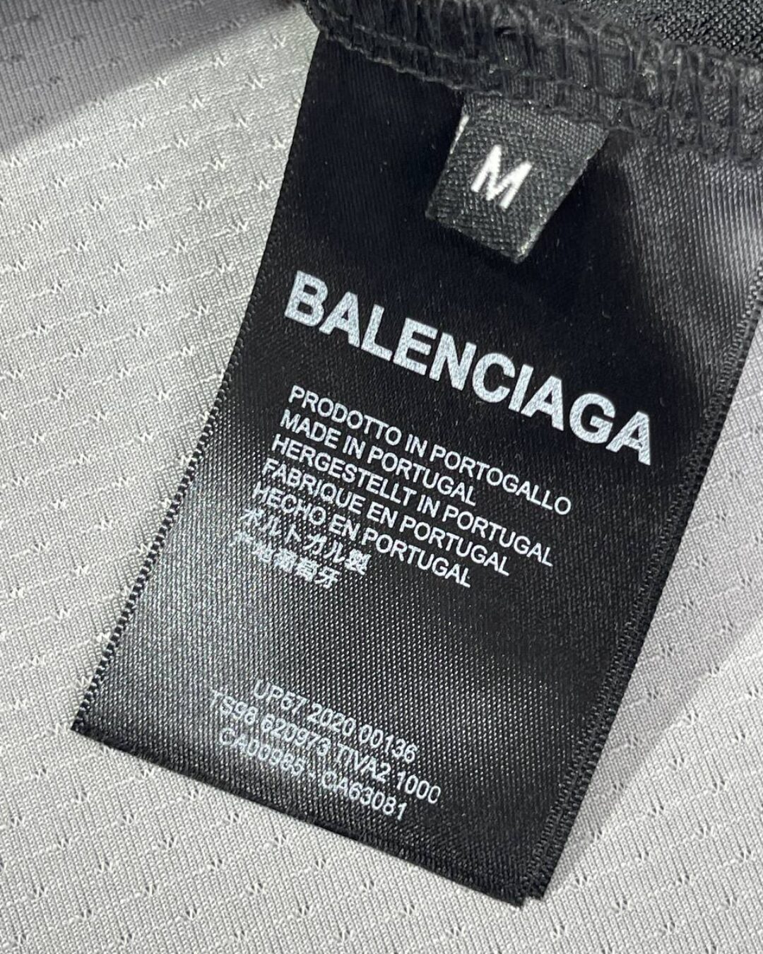 Футболка Balenciaga — фото 7