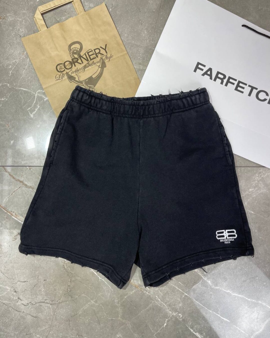 Шорты Balenciaga