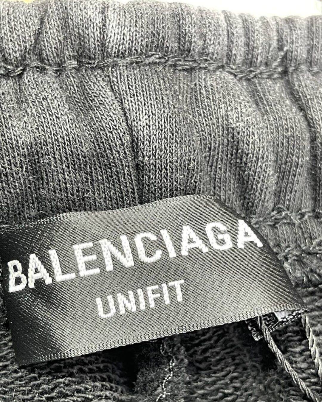 Шорты Balenciaga — фото 9
