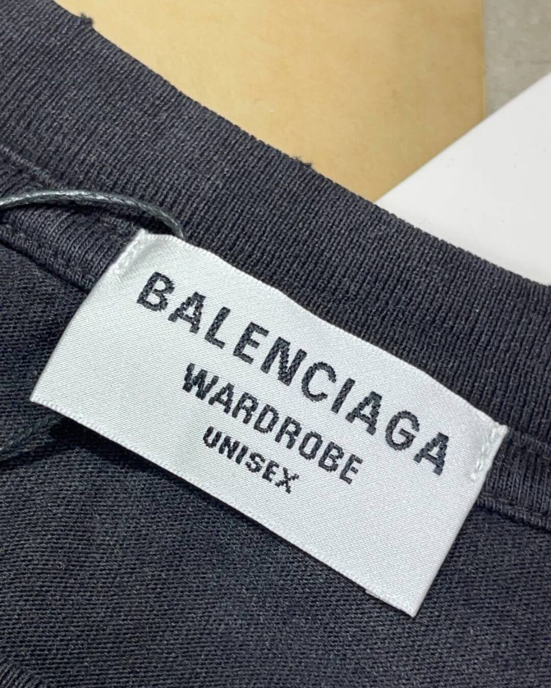 Костюм Balenciaga — фото 7