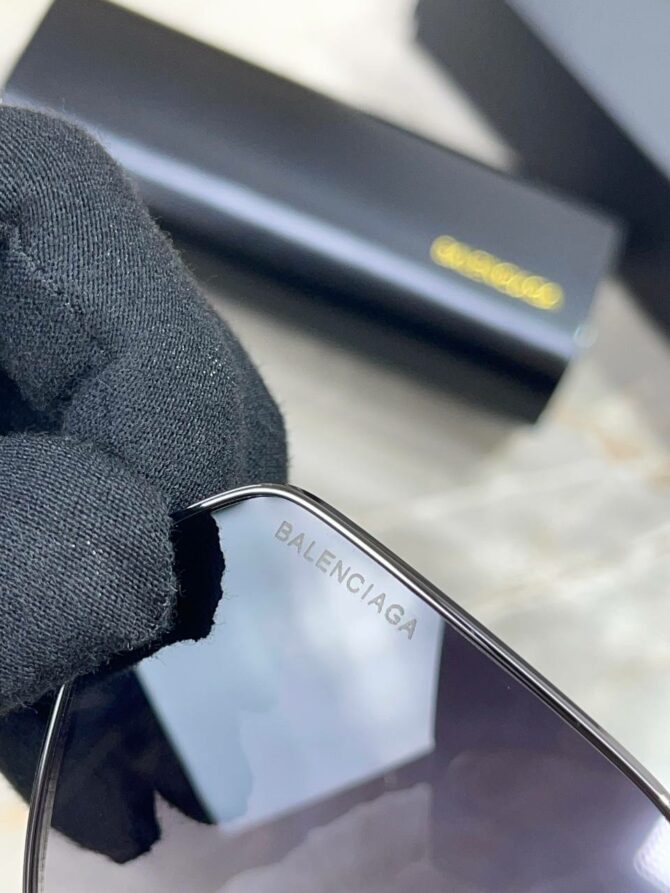 Очки Balenciaga