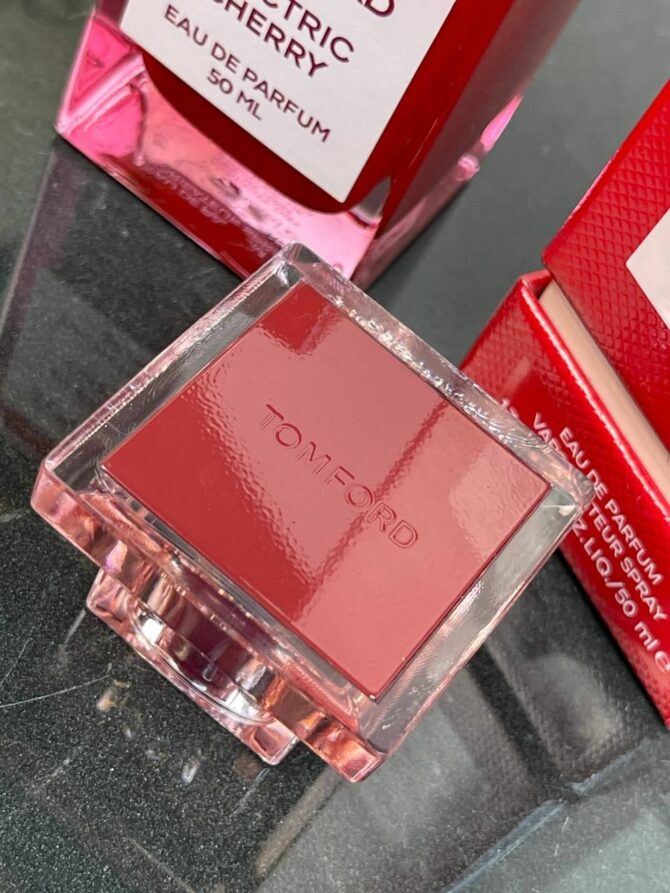 Парфюм Tom Ford Electric Cherry 50ml